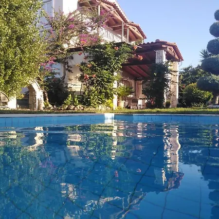 Amelie-private Pool 别墅
