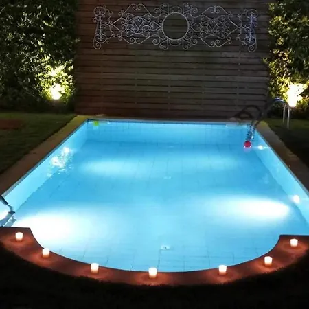Amelie-private Pool