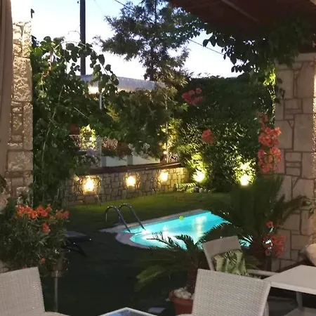 וילה Amelie-private Pool