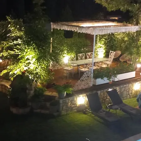 Amelie-private Pool וילה *